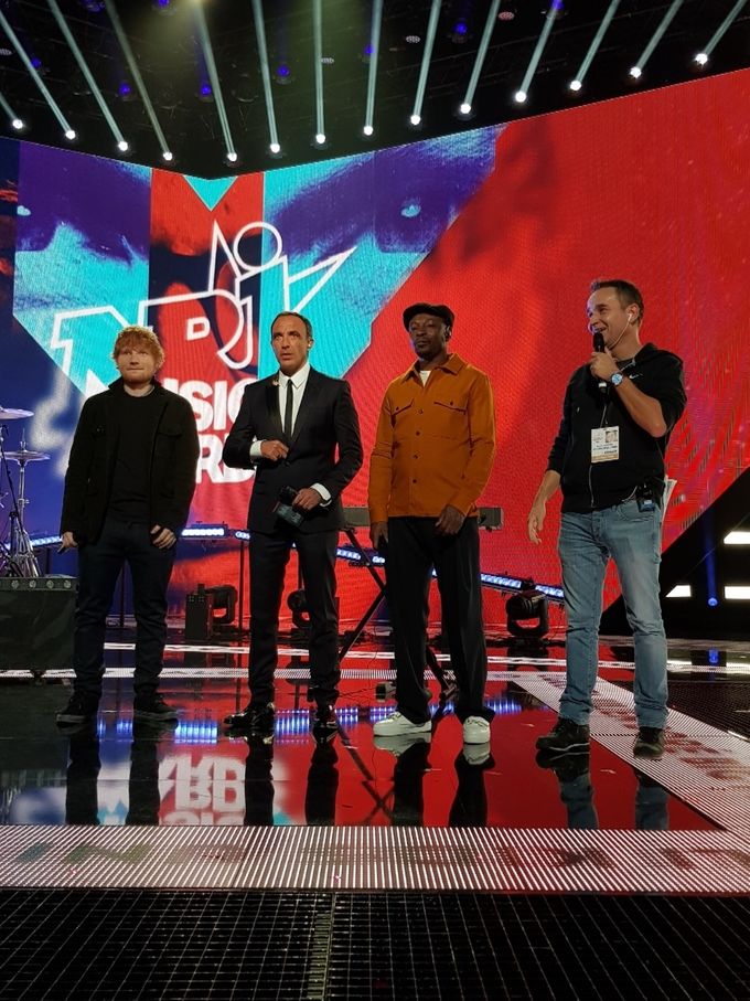 Chauffeur de Salle NRJ Music Awards sur TF1 avec Mc Solaar, Nikos Aliagas et Ed Sheeran samedi 4 novembre 2017